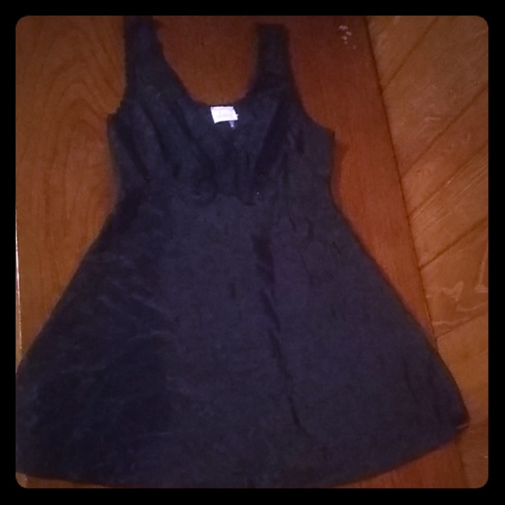 Adonna small gown